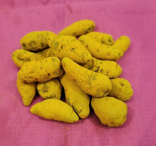 pacchi pasupu kommulu/Kacha Haldi/Raw Turmeric