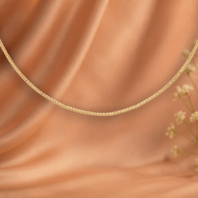 Sleek Gold Kamal Chain