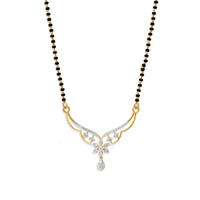 Mesmerizing Diamond Floral Mangalsutra