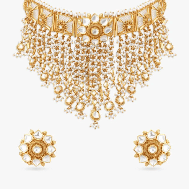 Splendid Floral Necklace set