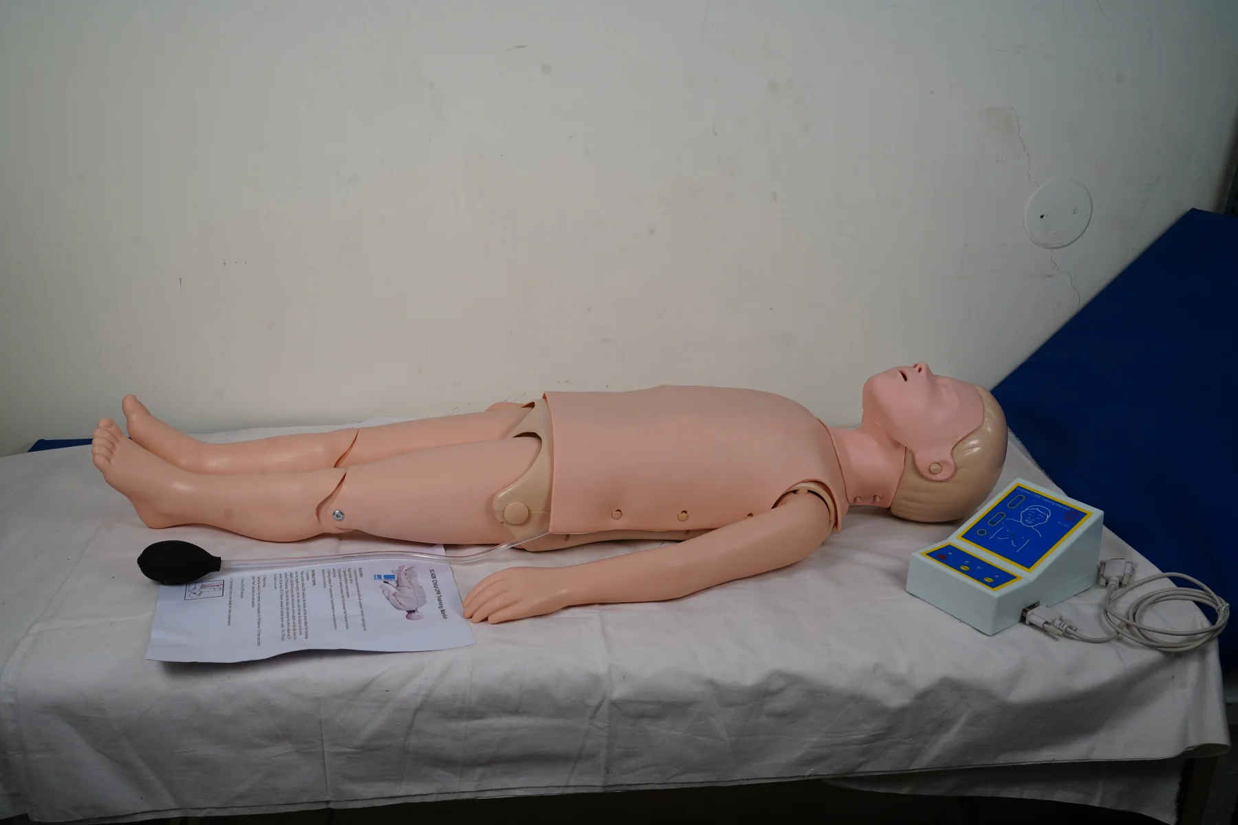 Child CPR Training Manikin thumbnail 9