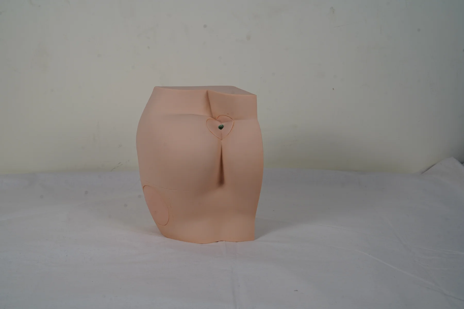 Buttock Injection Model thumbnail 2